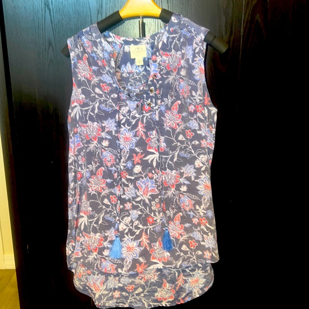 Women’s St John’s Bay tank top, Size M, brand new never worn